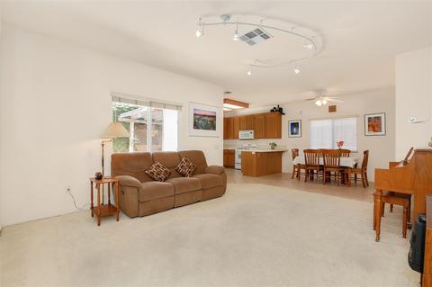 730 Lynnplace, El Cajon, CA 92020 photo 3