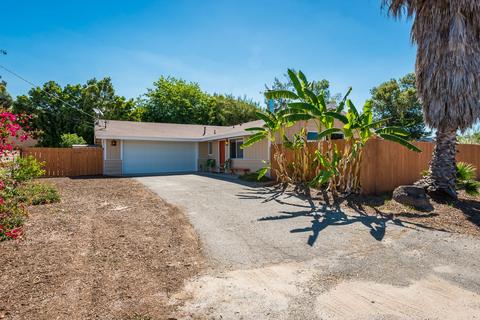 394 D St, Ramona, CA 92065 photo 2
