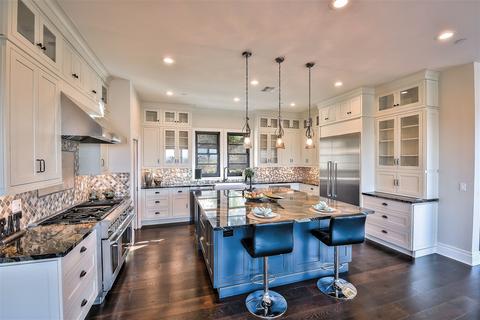 5734 Desert View Dr, La Jolla, CA 92037 photo 16