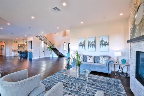 5734 Desert View Dr, La Jolla, CA 92037 photo 9