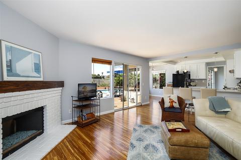 2328 Back Nine St, Oceanside, CA 92056 photo 8