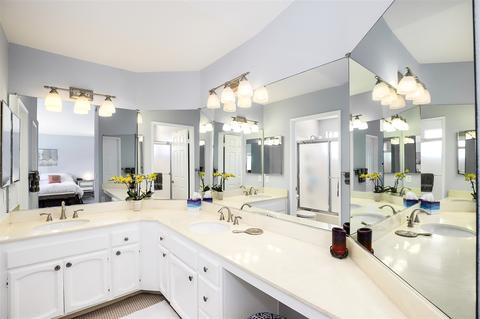 2328 Back Nine St, Oceanside, CA 92056 photo 17