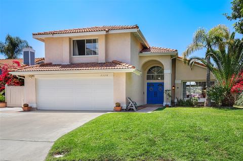 2328 Back Nine St, Oceanside, CA 92056 photo 2