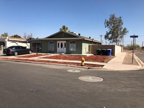 695 Sandy Ave, El Centro, CA 92243 photo 1
