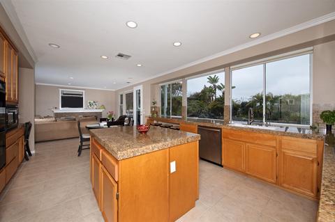 3476 Camino Corte, Carlsbad, CA 92009 photo 11