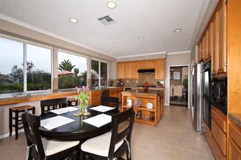 3476 Camino Corte, Carlsbad, CA 92009 photo 9
