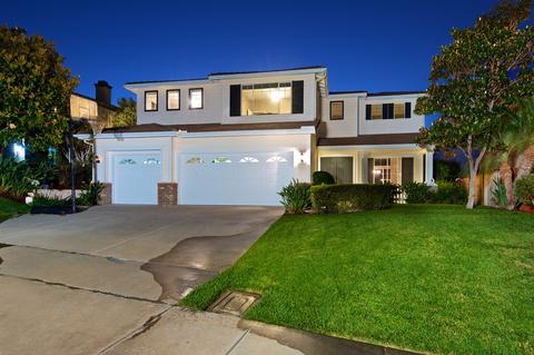 3476 Camino Corte, Carlsbad, CA 92009 photo 2
