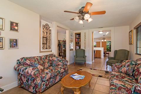 997 Concord Ct, Vista, CA 92081 photo 5