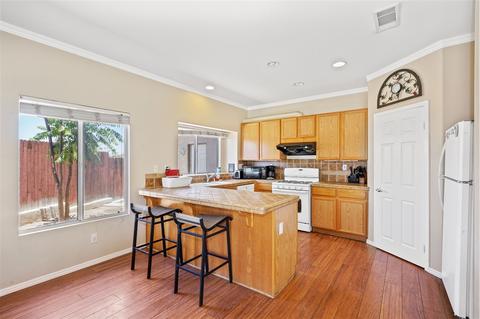 28409 Summoner Rd, Menifee, CA 92585 photo 5