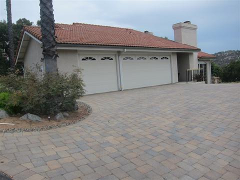 1238 Avocado Summit Dr, El Cajon, CA 92019 photo 1