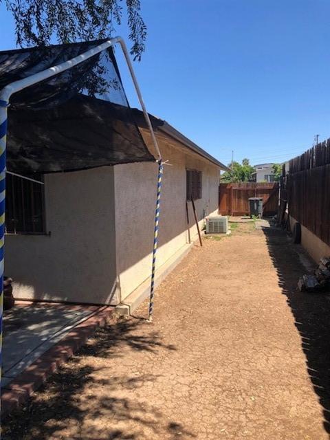 8701 Rinda Ln, Spring Valley, CA 91977 photo 11