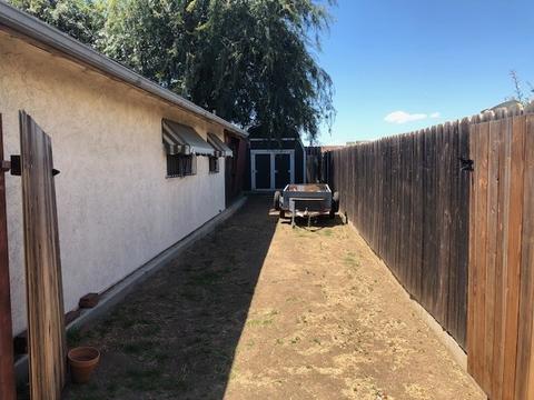 8701 Rinda Ln, Spring Valley, CA 91977 photo 6