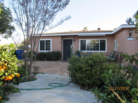 13201 Lamplite Ln, Lakeside, CA 92040 photo 2
