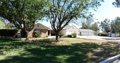370 Telford Ln, Ramona, CA 92065 photo 1