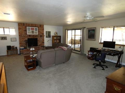 370 Telford Ln, Ramona, CA 92065 photo 5
