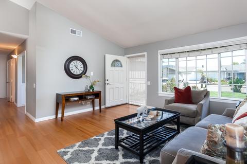 10754 Greencastle St, Santee, CA 92071 photo 4