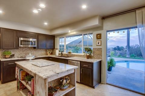 1425 Lakeridge Ln, El Cajon, CA 92020 photo 14