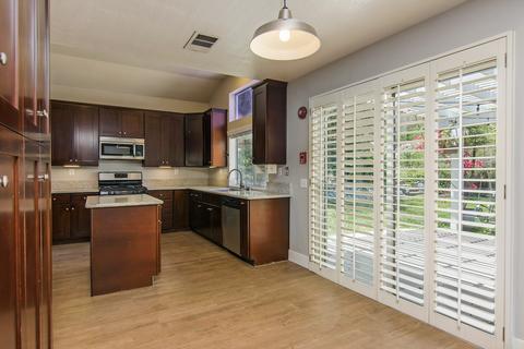 1197 Sunbright Dr, Oceanside, CA 92056 photo 8