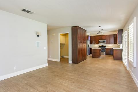 1197 Sunbright Dr, Oceanside, CA 92056 photo 7