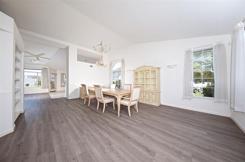 359 Solano Bay Ct, Oceanside, CA 92057 photo 8