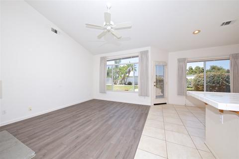 359 Solano Bay Ct, Oceanside, CA 92057 photo 10