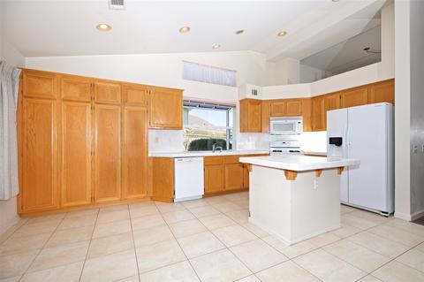 359 Solano Bay Ct, Oceanside, CA 92057 photo 12
