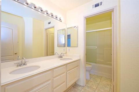 359 Solano Bay Ct, Oceanside, CA 92057 photo 20