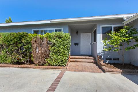 7615 Torrem St, La Mesa, CA 91942 photo 2