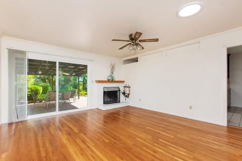 7615 Torrem St, La Mesa, CA 91942 photo 4