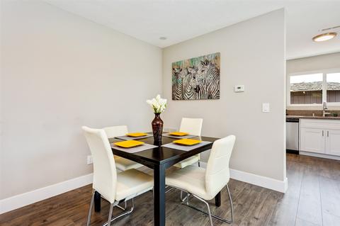1780 Round Tree Dr, Oceanside, CA 92056 photo 4