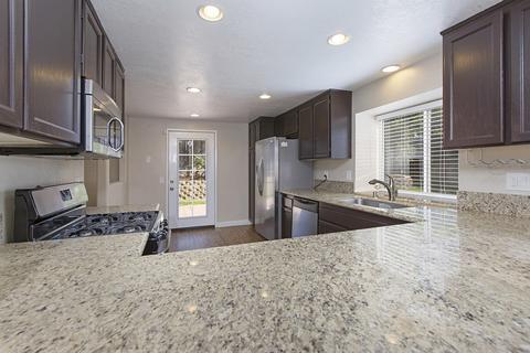 673 Devon Pl, Escondido, CA 92025 photo 9