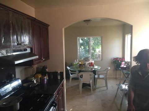 834 E Fallbrook St, Fallbrook, CA 92028 photo 3