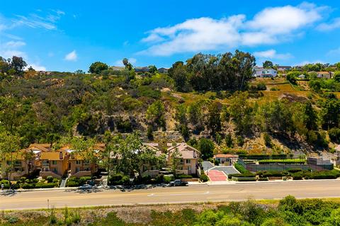 8268 Gilman Dr #9, La Jolla, CA 92037 photo 22