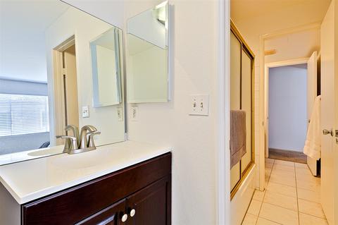 8268 Gilman Dr #9, La Jolla, CA 92037 photo 4