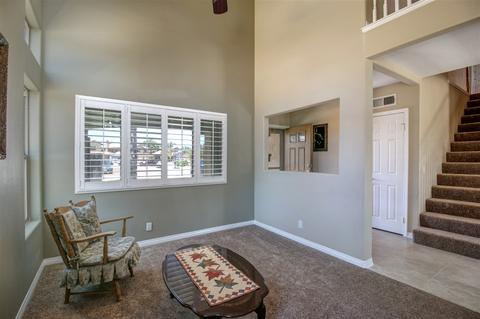 9555 Corte De La Donna, Santee, CA 92071 photo 4