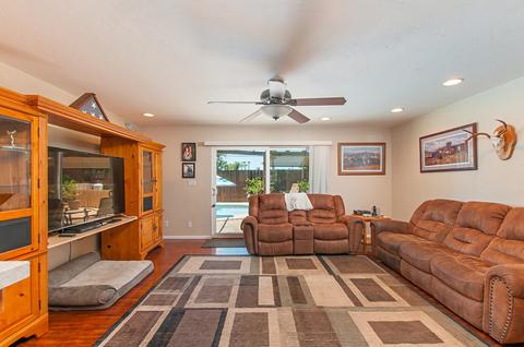 398 Nothomb St, El Cajon, CA 92019 photo 13