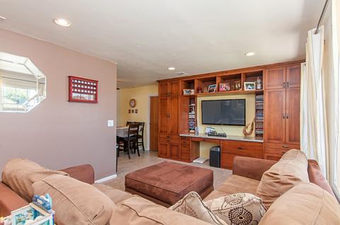 398 Nothomb St, El Cajon, CA 92019 photo 4