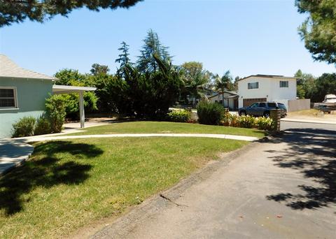 2204 Dryden Rd, El Cajon, CA 92020 photo 2