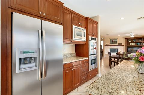 911 Red Granite Rd, Chula Vista, CA 91913 photo 8