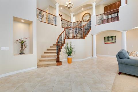 911 Red Granite Rd, Chula Vista, CA 91913 photo 2