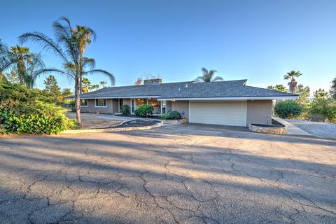 2547 La Serena, Escondido, CA 92025 photo 2
