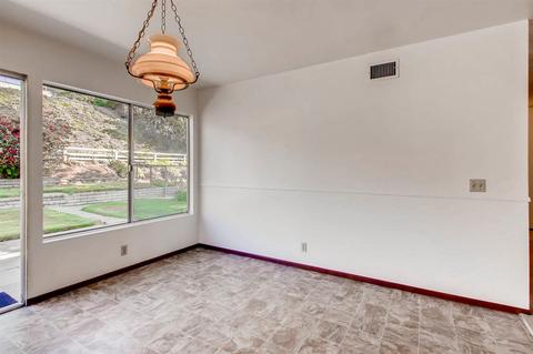 1526 E Lincoln Ave, Escondido, CA 92027 photo 6