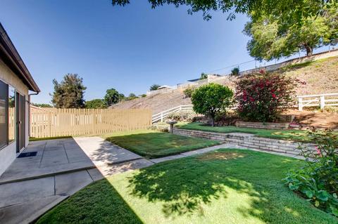 1526 E Lincoln Ave, Escondido, CA 92027 photo 21