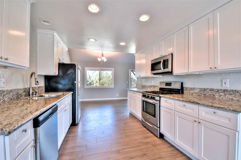 1727 Green Briar Cir, Fallbrook, CA 92028 photo 9