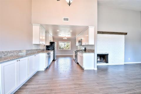 1727 Green Briar Cir, Fallbrook, CA 92028 photo 8