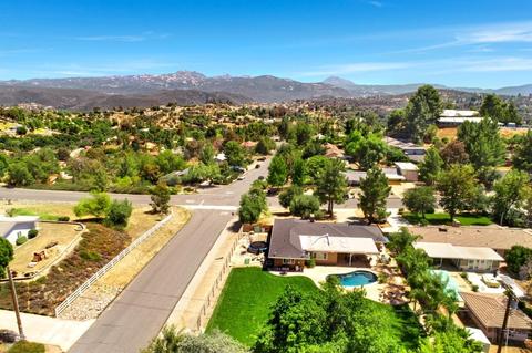 2960 Olive View Rd, Alpine, CA 91901 photo 3