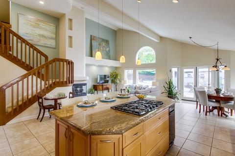 987 Marisa Ln, Encinitas, CA 92024 photo 9