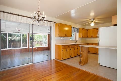 9570 Gregory St, La Mesa, CA 91942 photo 6