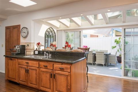 700 2nd St, Coronado, CA 92118 photo 8