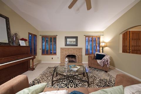 3823 Pinnacle Pl, Escondido, CA 92025 photo 4